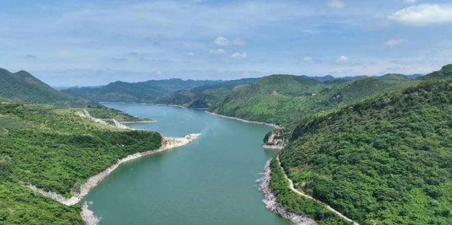 1733706611813719.jpg 黔西北夾巖水利樞紐工程-盡顯“高峽平湖”之美.jpg